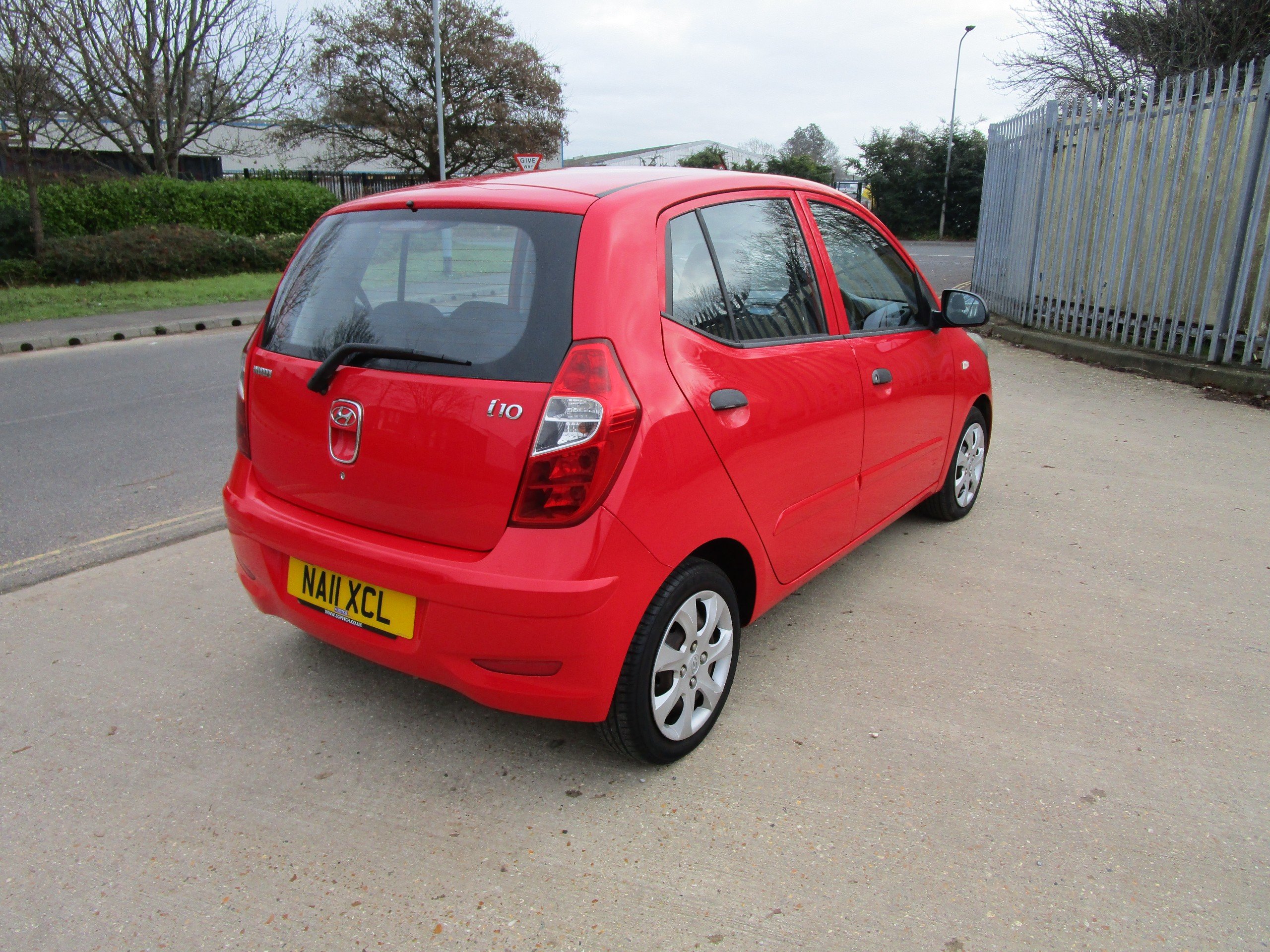 Sold 2011 Hyundai i10 CLASSIC 5-Door (Low Mileage, £20 Road Tax ...